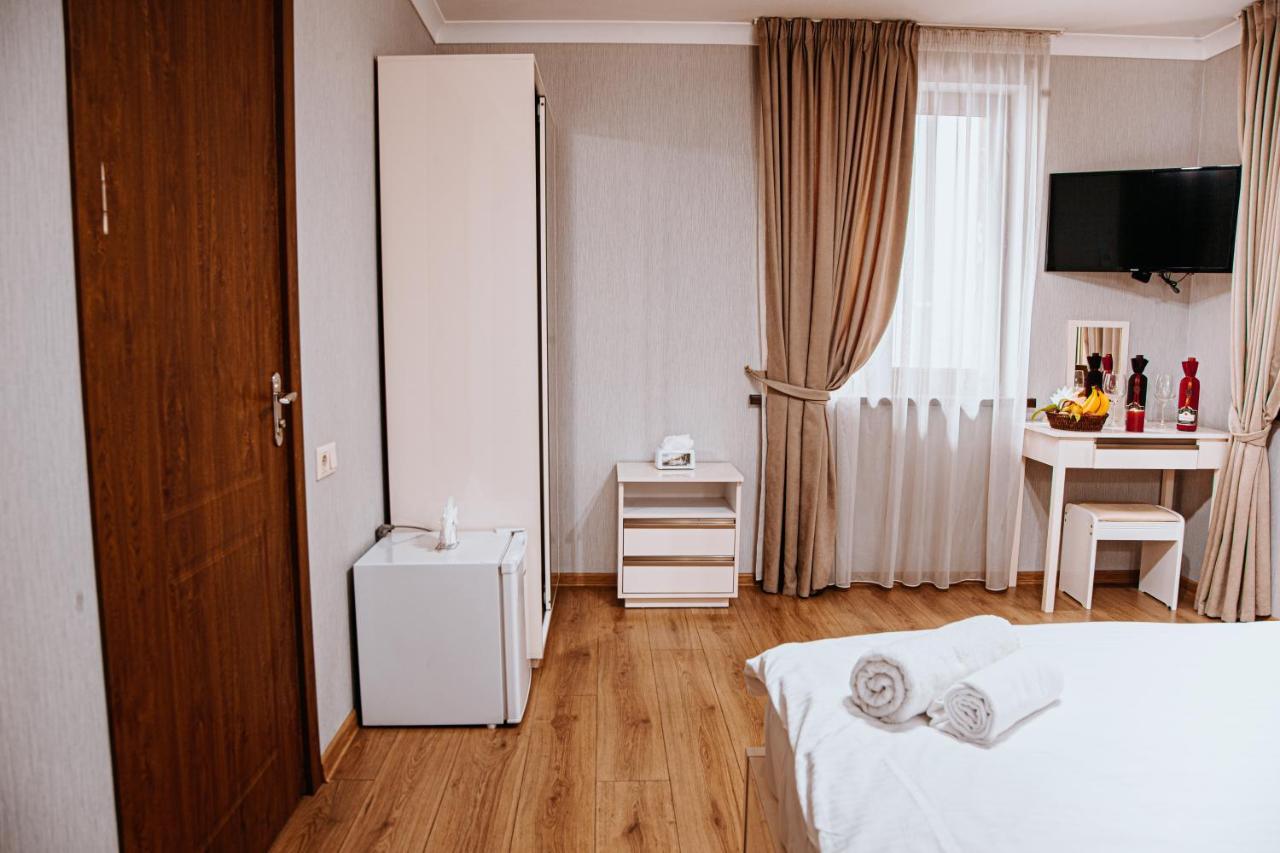 Sama Grand Hotel Tbilisi Esterno foto