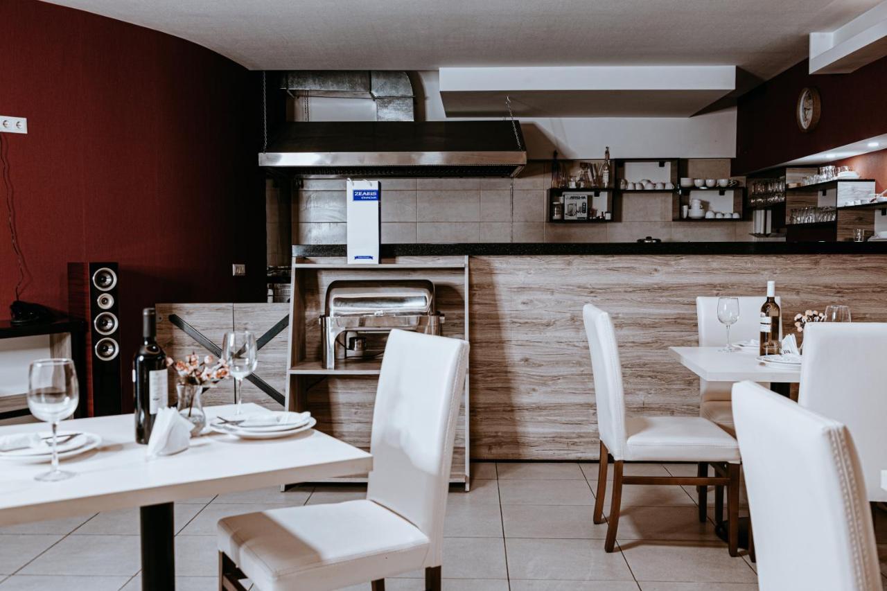 Sama Grand Hotel Tbilisi Esterno foto