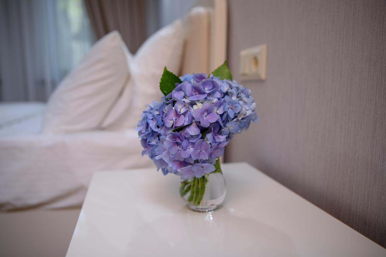 Sama Grand Hotel Tbilisi Esterno foto