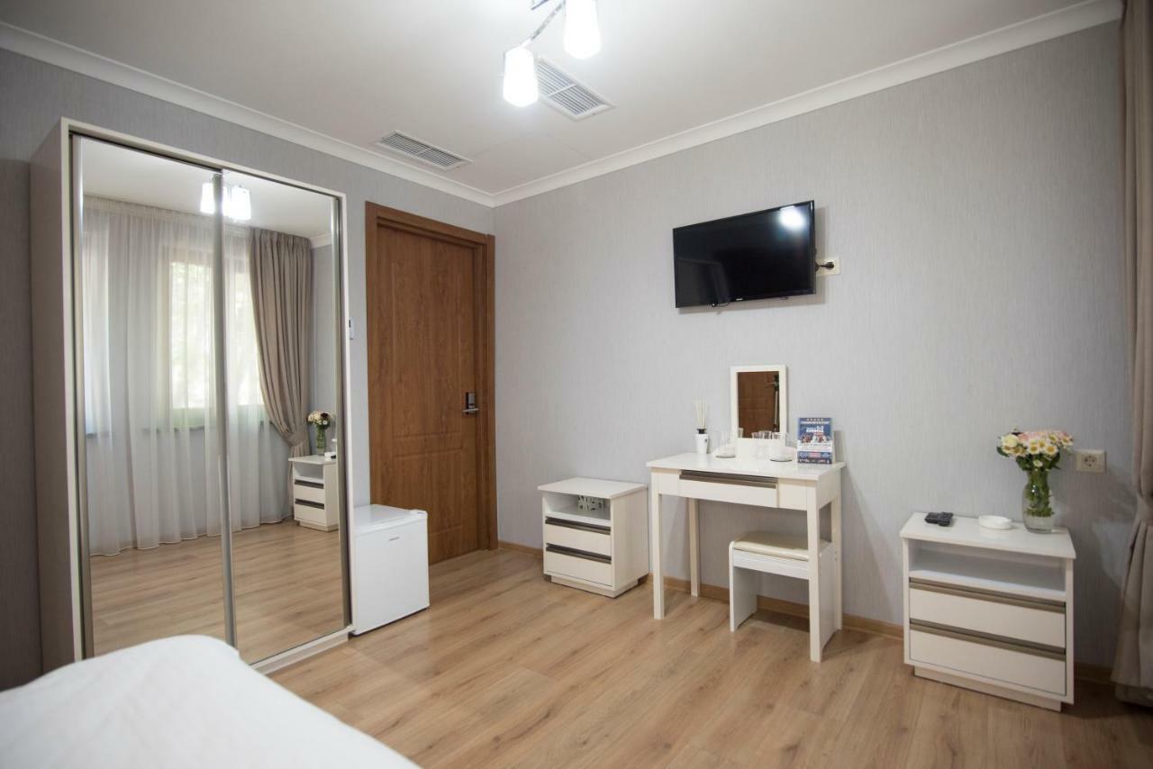 Sama Grand Hotel Tbilisi Esterno foto