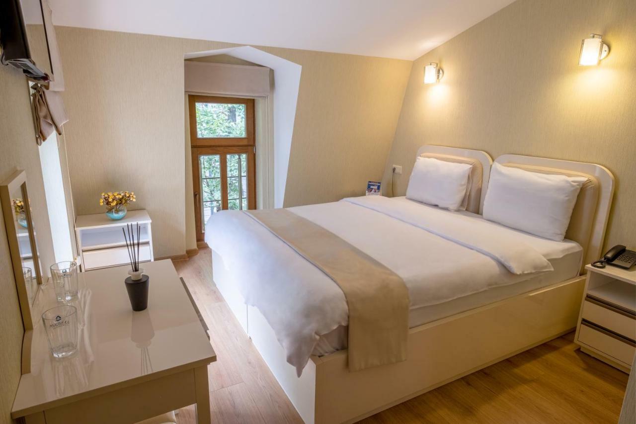 Sama Grand Hotel Tbilisi Esterno foto